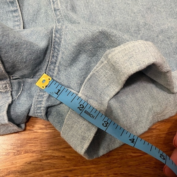 Cotton On High Rise Mom Jeans Paperbag Shorts w/ removable belt, pockets. 4 - Picture 10 of 10